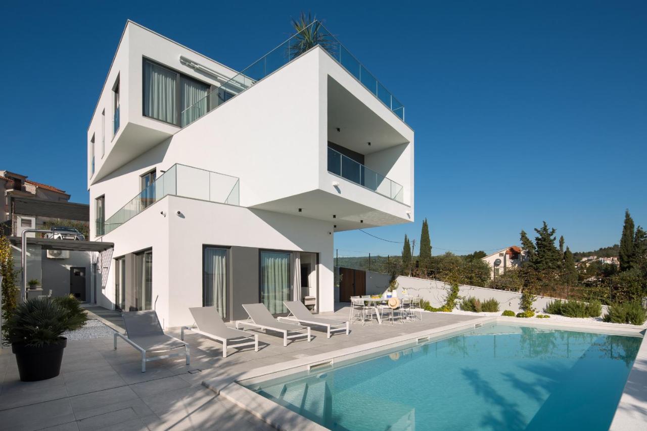 Villa Juliet Trogir Exterior photo